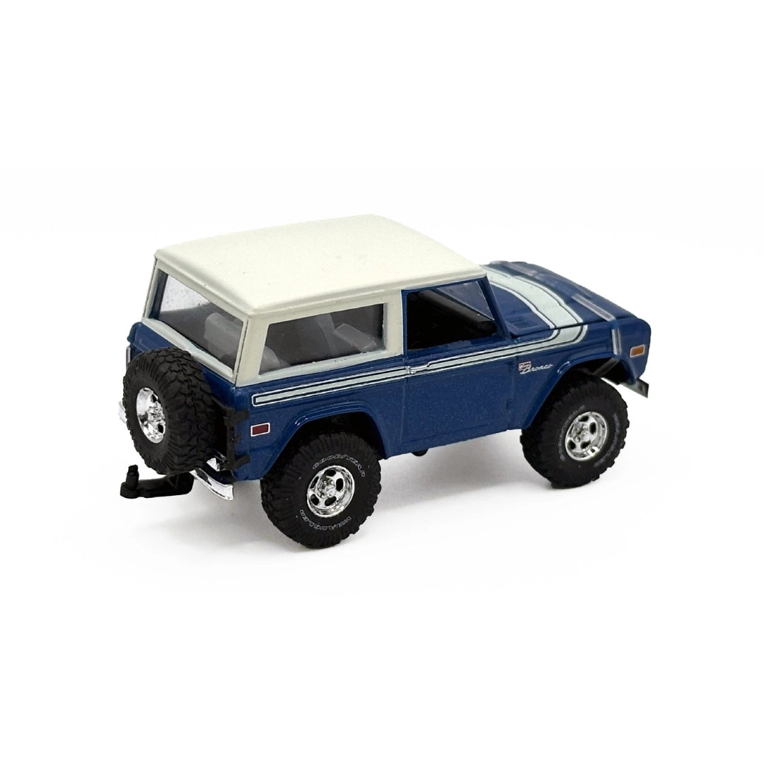 1976 Ford Bronco - Blue & White (Auto-Haulers Set, Silver rims, Deluxe)