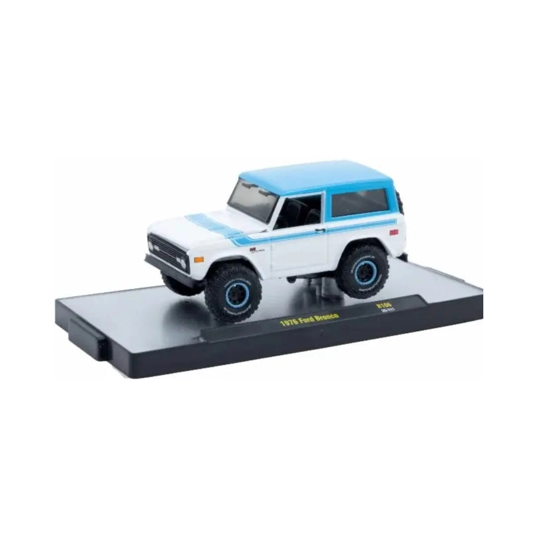 1976 Ford Bronco - White & Blue (Stripe livery, blue wheels)