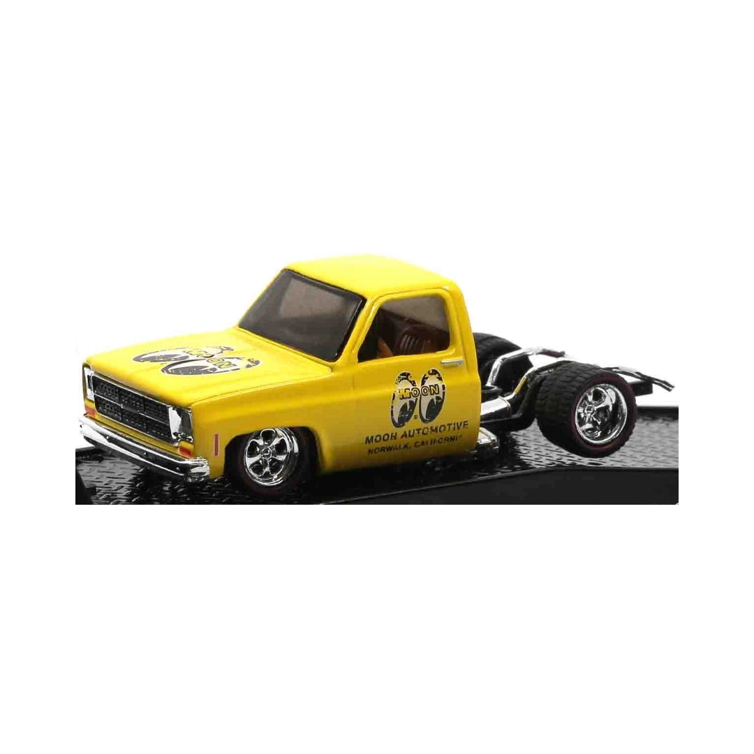 1976 GMC Sierra Grande 15 - Custom - Yellow Mooneyes Livery, Gold Chrome Rims (Chase Edition)