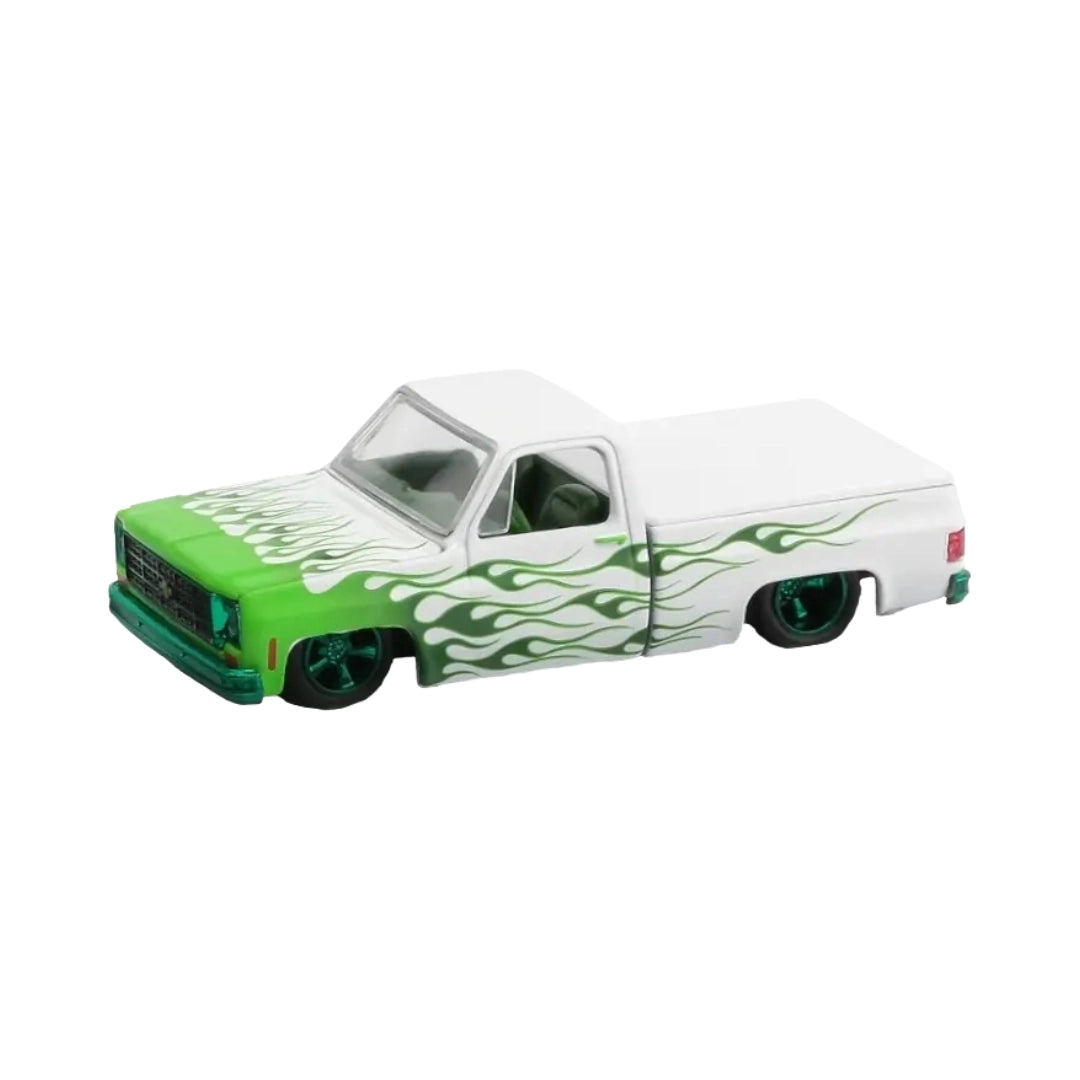 1979 Chevrolet Silverado - White/Green Flames Premium Range / Grass Green Details