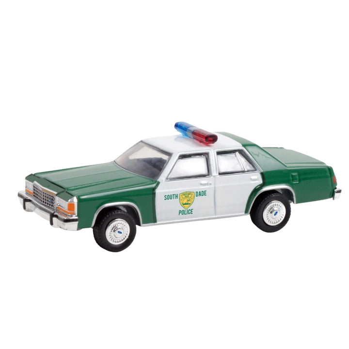 1983 Ford LTD Crown Victoria (Ace Ventura)