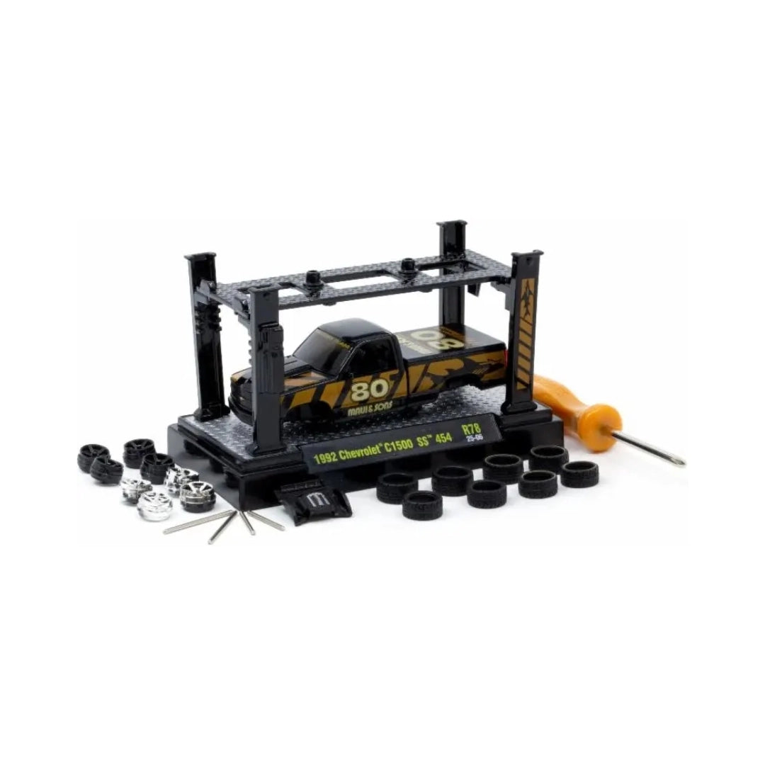 1992 Chevrolet C1500 SS 454 - Black & Gold Graphics (#80)