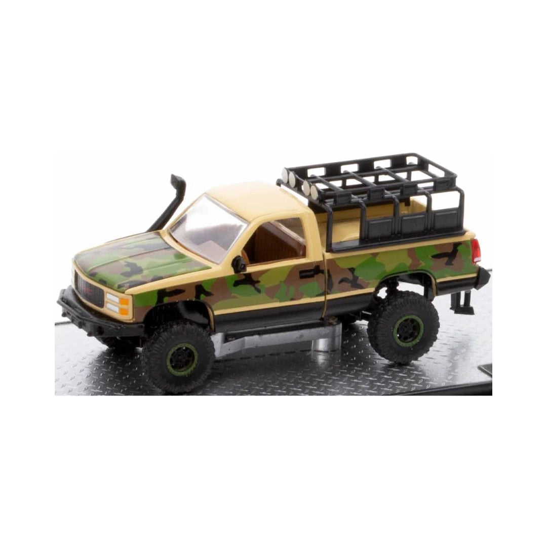1998 GMC Sierra 1500 4X4 - Tan/Camo (Black Rims)
