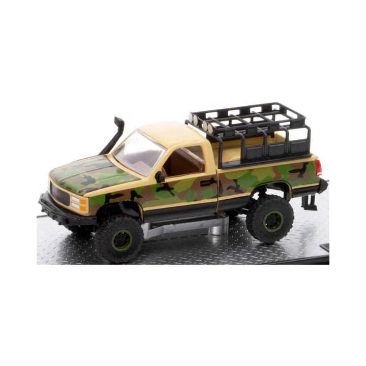 1998 GMC Sierra 1500 4X4 - Tan/Camo (Black Rims)