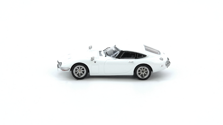 Toyota 2000GT (MF10) Pagasus White