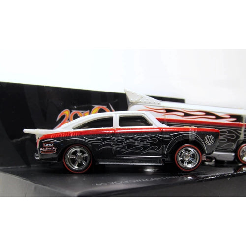 ’65 Volkswagen Fastback Black & White