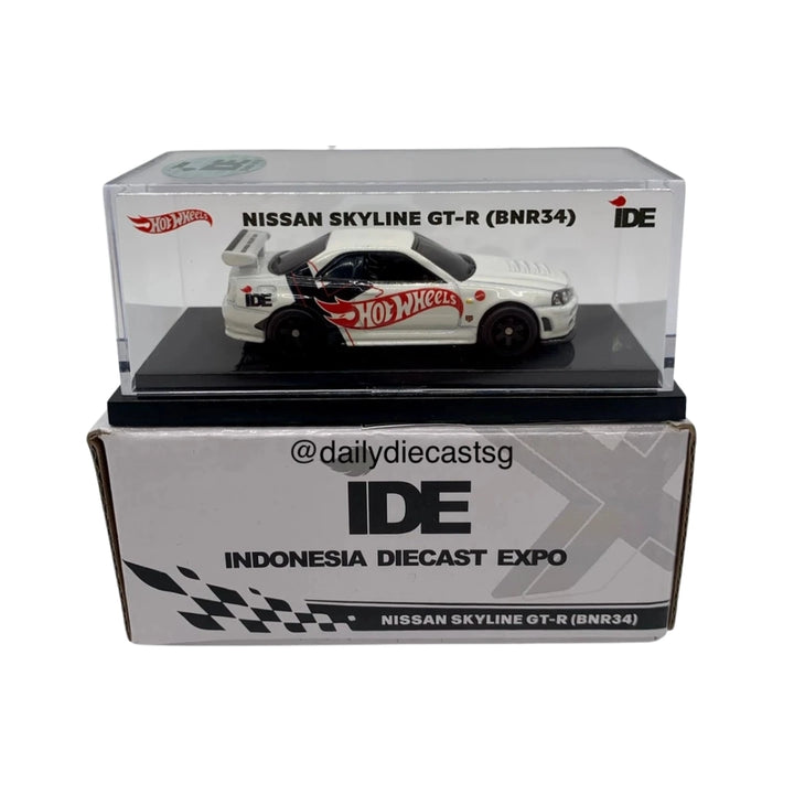 Nissan Skyline GT-R (BNR34) - White