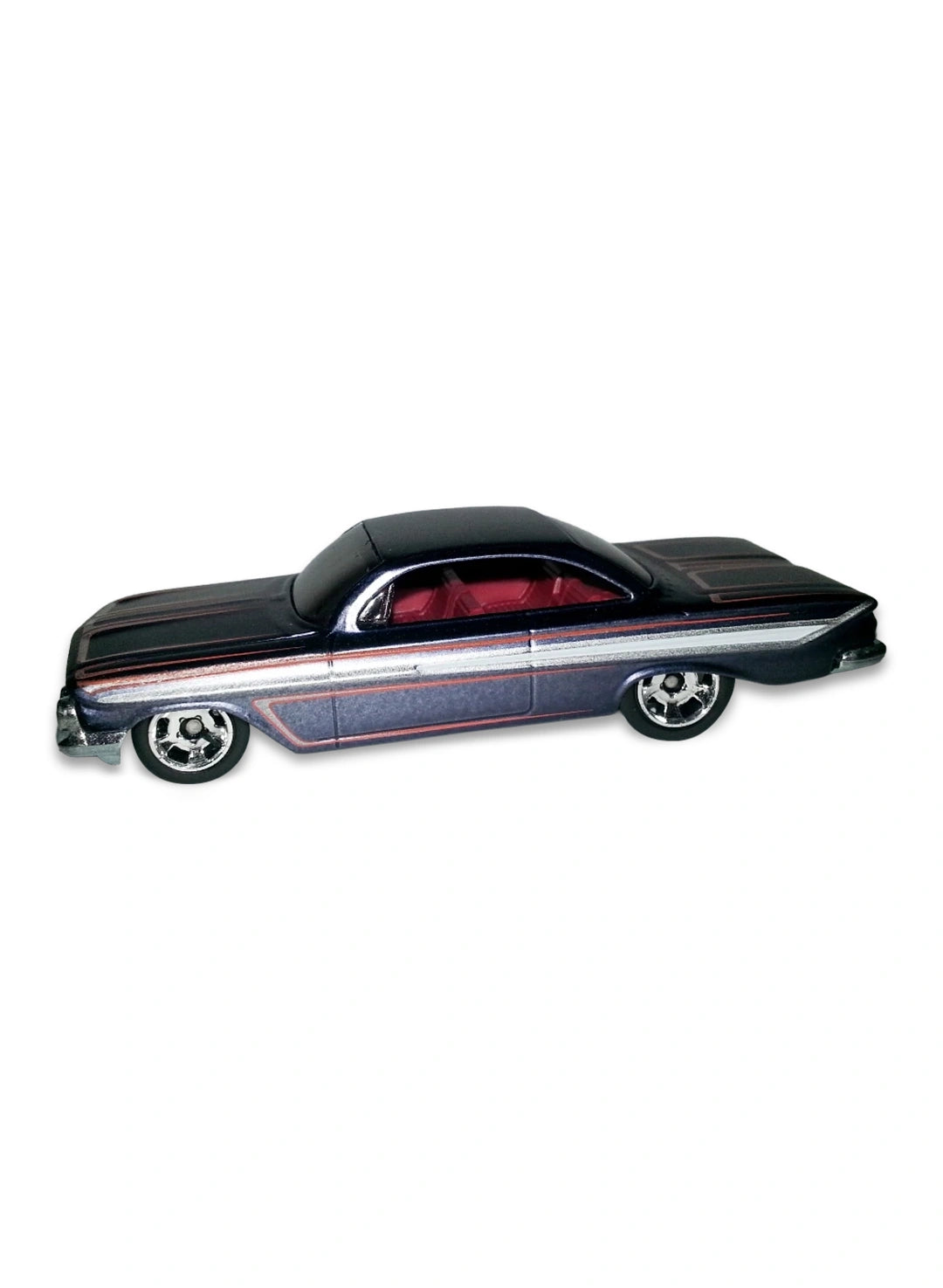Hot Wheels Cool Classics 2013 '61 Impala 1:64 – Spectrafrost Black