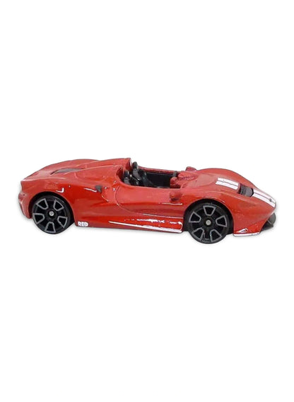 Hot Wheels Red Edition 2023 McLaren Elva 1:64 Red