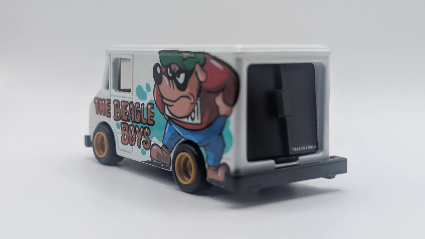 Rakeri Custom The Beagle Boys Combat Ambulance