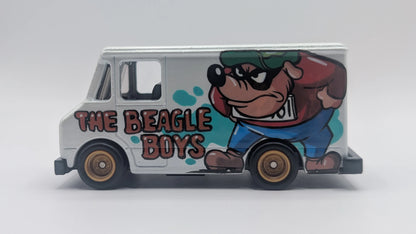 Rakeri Custom The Beagle Boys Combat Ambulance