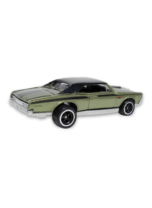Hot Wheels Larry's Garage 21-Car Collection 2009 Pontiac '67 GTO 1:64 – Metalflake Olive