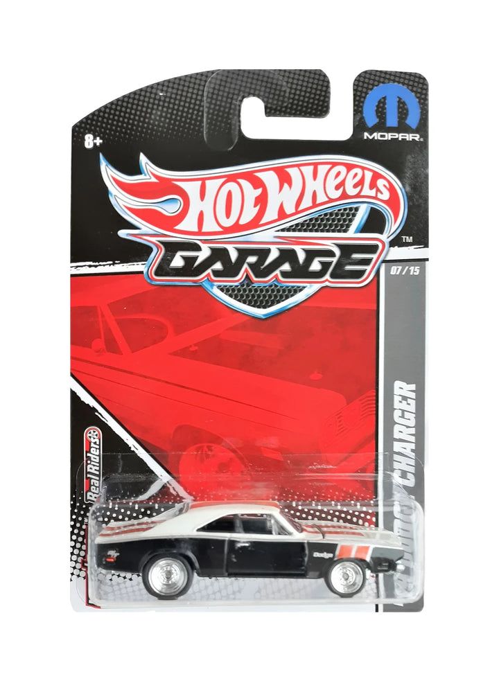 Hot Wheels Mopar Garage 2011 Dodge '69 Dodge Charger 1:64 – White / Black
