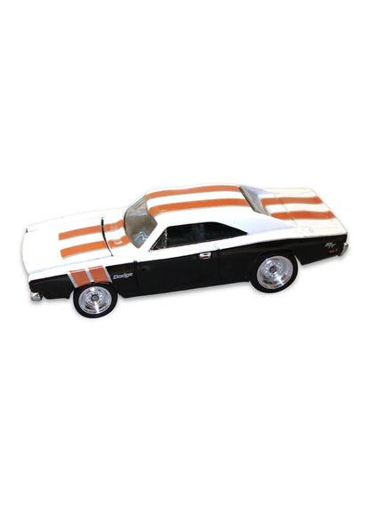 Hot Wheels Mopar Garage 2011 Dodge '69 Dodge Charger 1:64 – White / Black