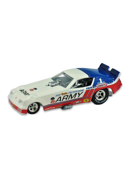 Hot Wheels Dragstrip Demons 2010 '75 Chevy Monza F/C – Snake/Army 1:64 – White, Red & Blue