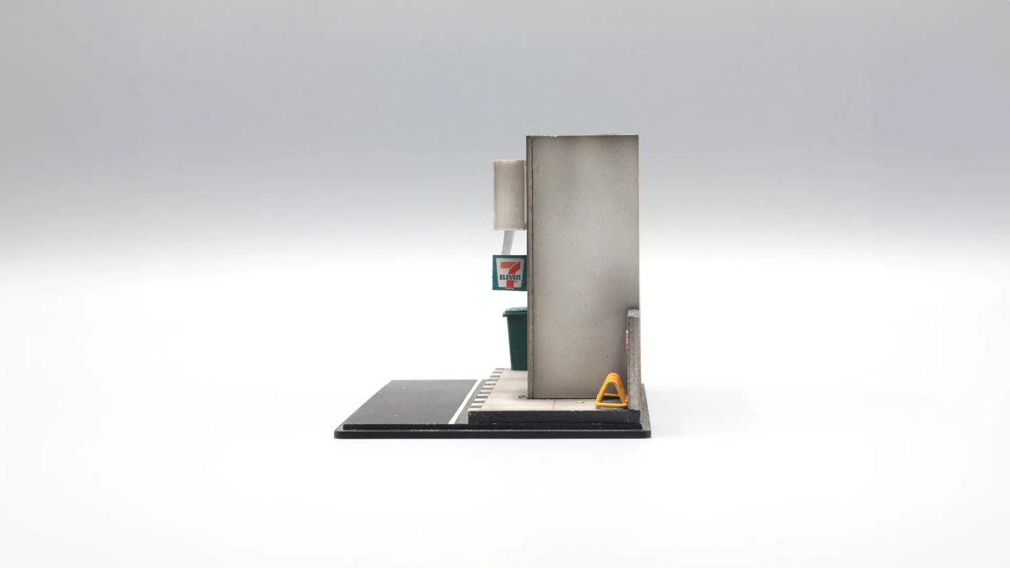 7-Eleven Style Mini Diorama for 1:64 Diecast Cars – Convenience Store Scene