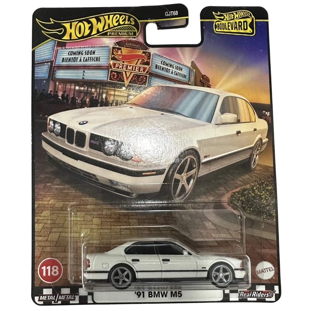 Hot Wheels 1:64 '91 BMW M5 White