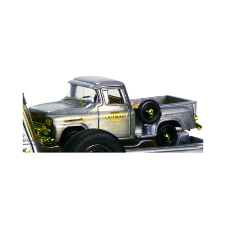 Chevrolet Apache Step Side - Silver Super Chase