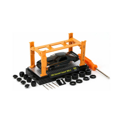 Chevrolet Camaro IROC-Z Black (Model Kit)