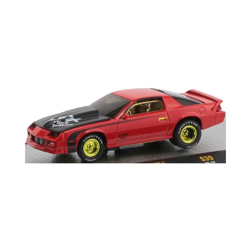 Chevrolet Camaro IROC-Z Red Black Hood Gold Rims