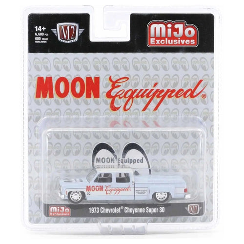 Chevrolet Cheyenne Super 30 - White Moon Equipped (Silver Chrome Details, Black Interior, Silver Rims)