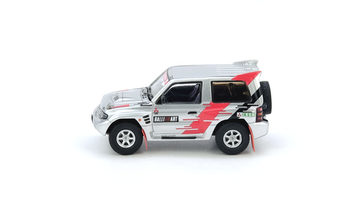 Mitsubishi Pajero Evolution “RALLIART” Silver