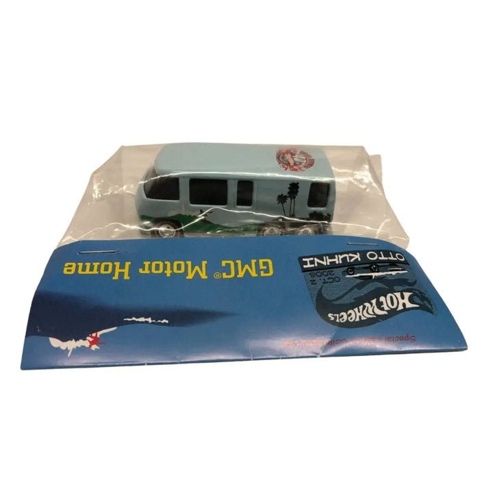 GMC Motorhome – Light Blue