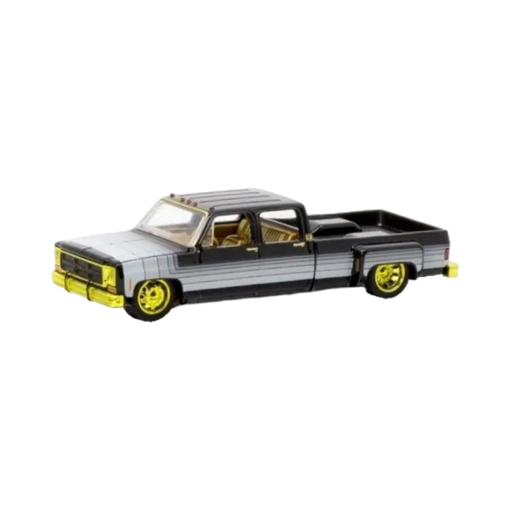 GMC Truck - Black (Yellow Chrome Details, Gold Interior, Yellow Rims, Chase)