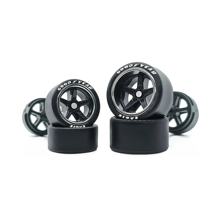Gasser + Muscle Staggered Advan V2 - 11mm / 13mm - Black + Chrome + Letter Tire