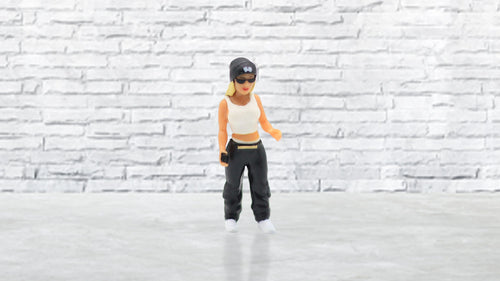 Hollaback Girl