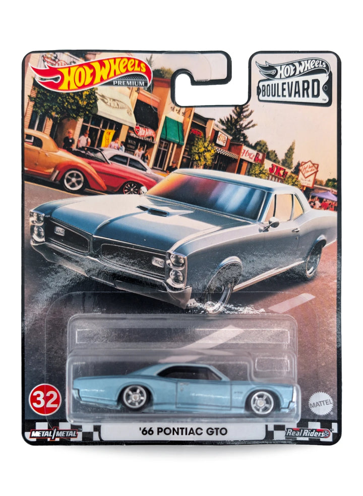 Hot Wheels Pontiac '66 Pontiac GTO 1:64 - Pale Metallic Blue