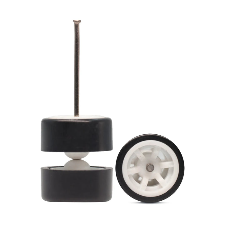 Comold White 10mm Car Wheels