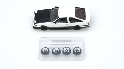 Toyota Sprinter Trueno (AE86) White/Black With Extra wheels and Extra decals – Japan Special Model