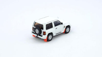 Mitsubishi Pajero Evolution White With Extra Wheels