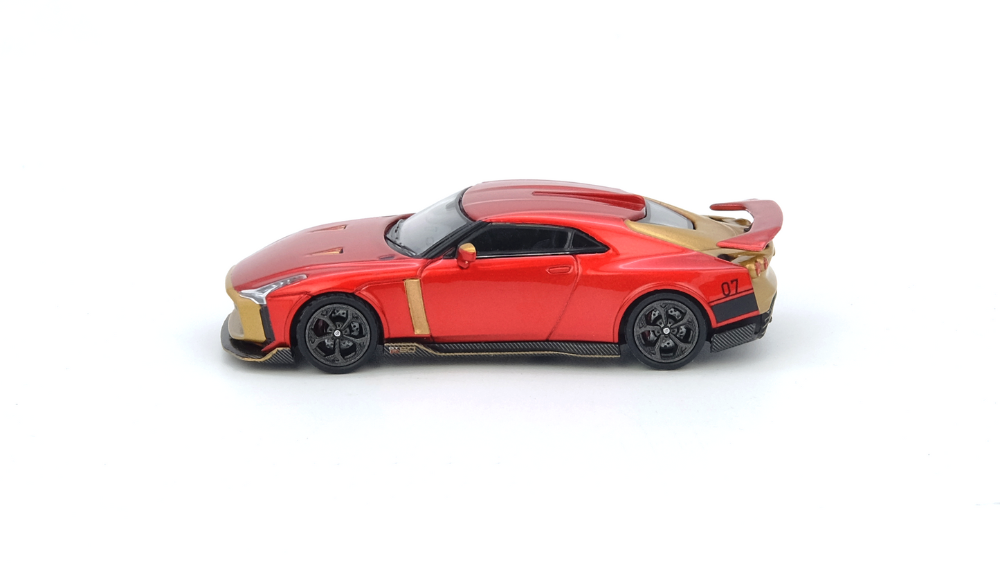 GT-R50 by ITALDESIGN Red