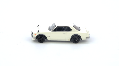 NISSAN SKYLINE 2000 GT-R (KPGC10) White