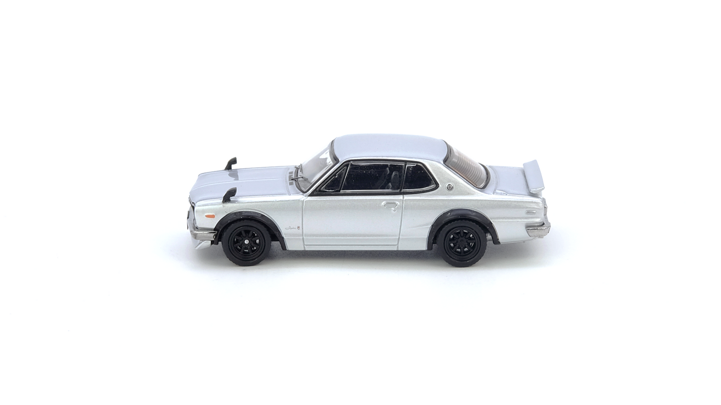 NISSAN SKYLINE 2000 GT-R (KPGC110) Silver