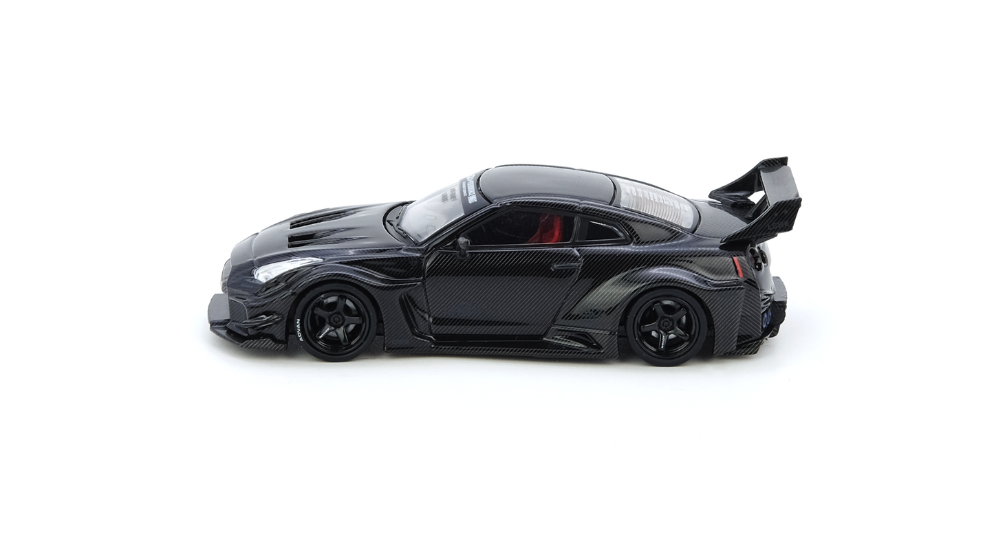 NISSAN GT-R (R35) LBWK SUPER SILHOUETTE 35GT-RR Full Carbon