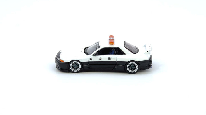 Pandem R32 Japan Police Livery Drift Car