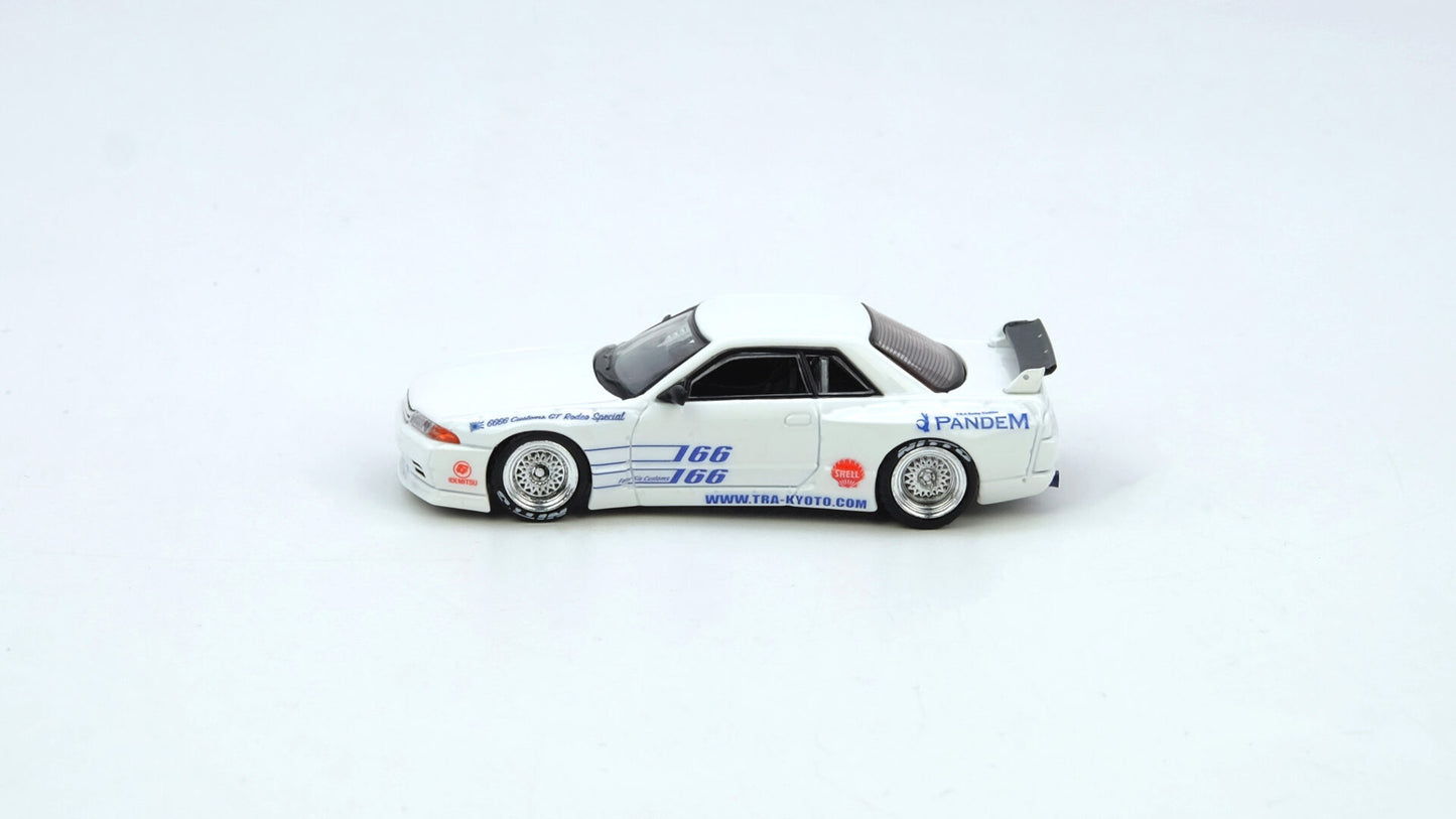 SKYLINE GT-R (R32) PANDEM / ROCKET BUNNY White