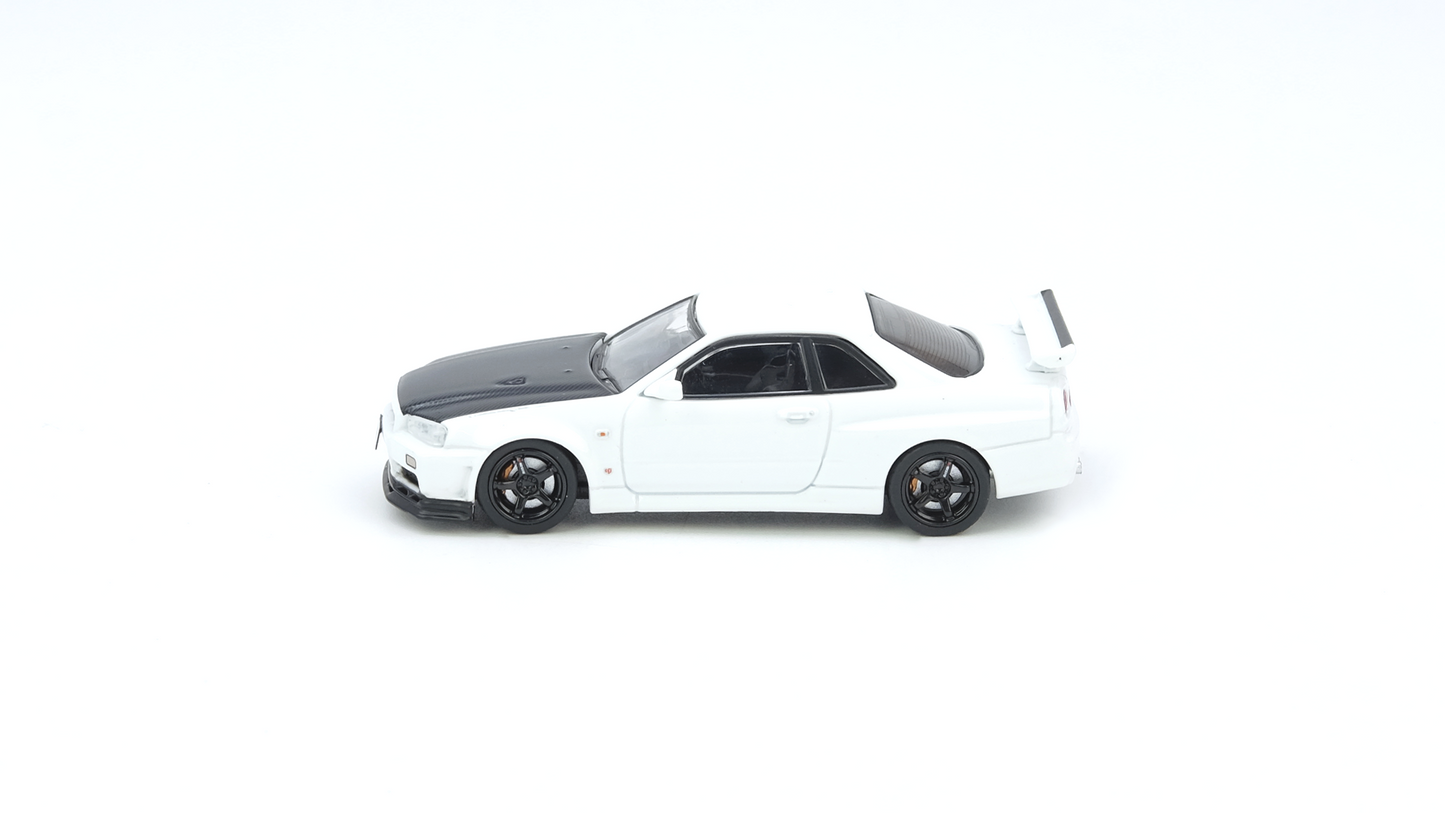 NISSAN SKYLINE GT-R (R34) V-Spec II N1 White with carbon hood
