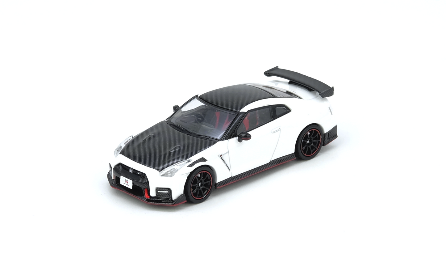 GT-R (R35) NISMO White