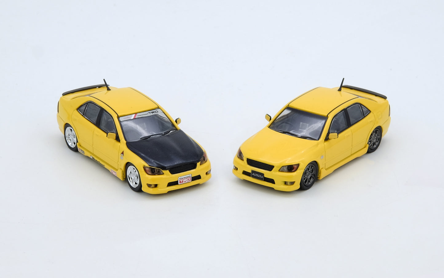 Toyota Altezza RS200 Yellow