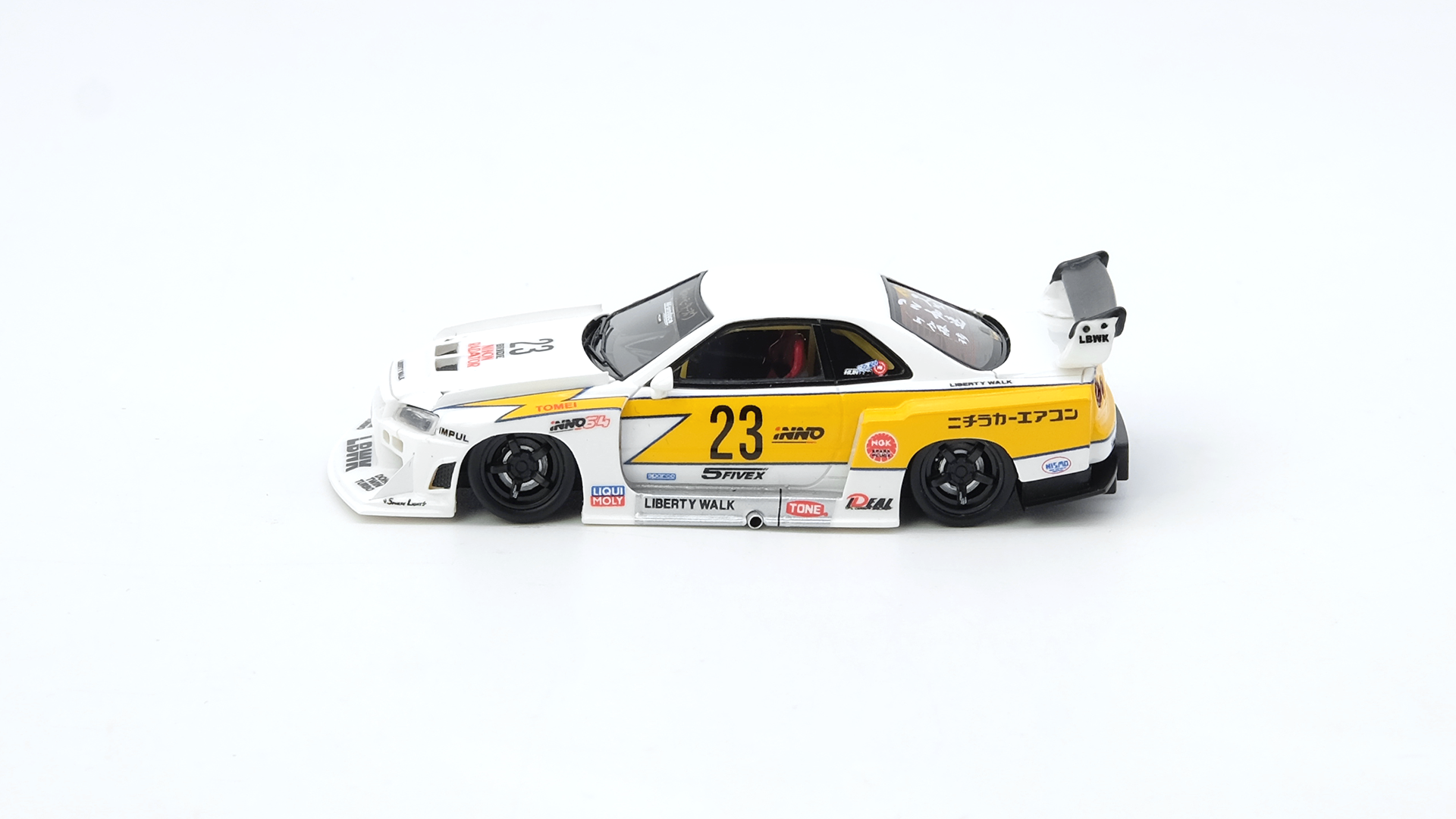SKYLINE “LBWK” (ER34) Liberty Walks Super Silhouette Retro Livery ...