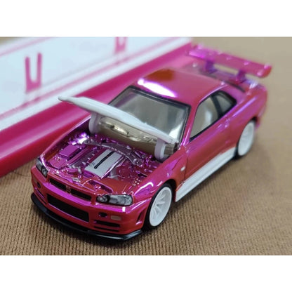 Nissan Skyline GT-R (BNR34) – Spectraflame Pink