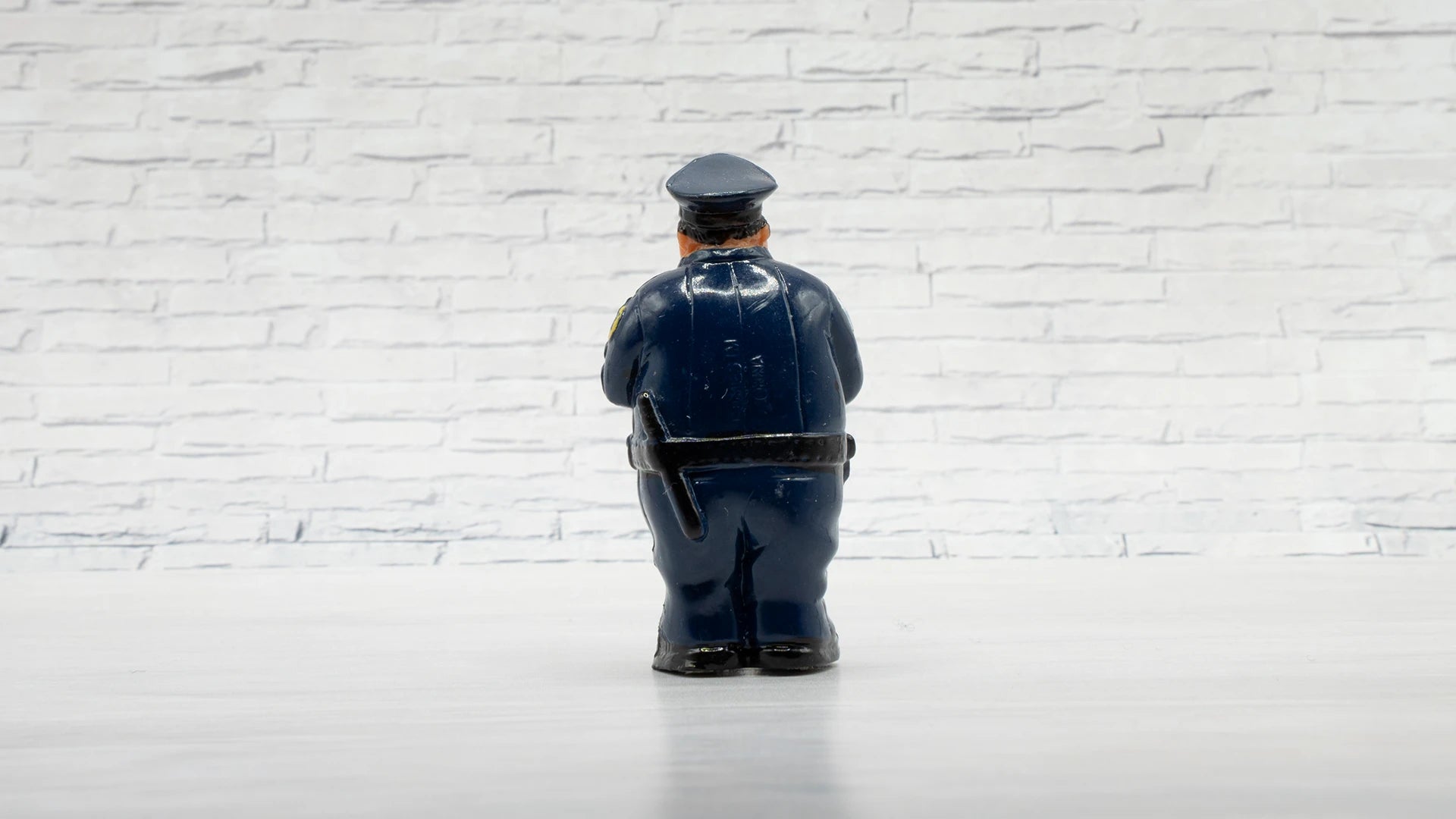Officer Placa Homies Series 4 Toy
