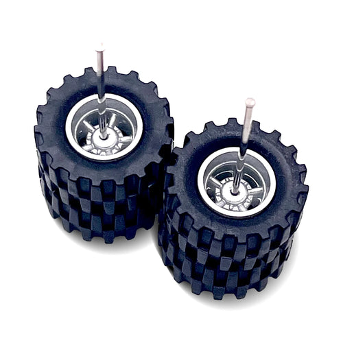 Silver Cragar 14 mm Off-road Wheel & Tire Kit