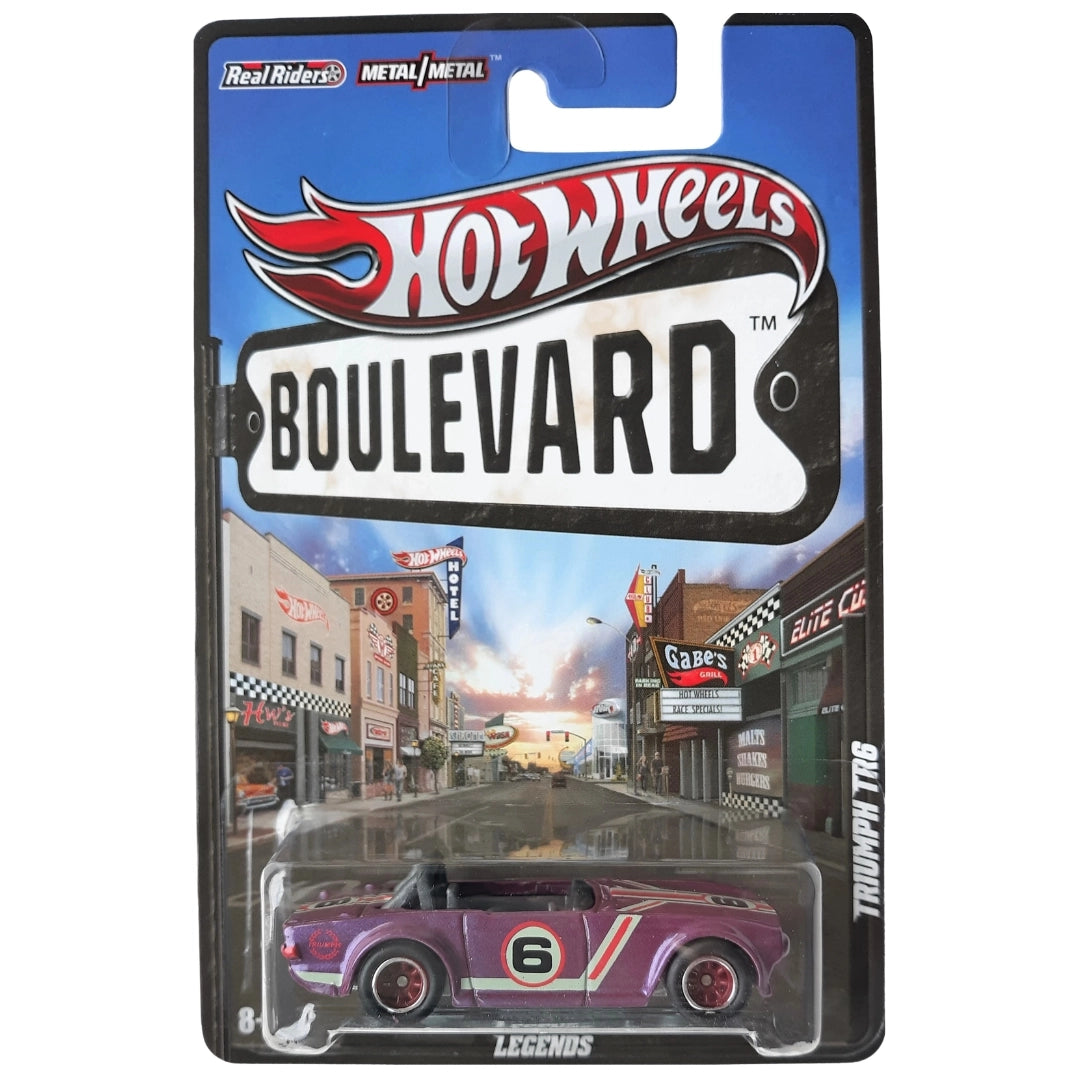 Hot Wheels 1:64 Triumph TR6 Magenta