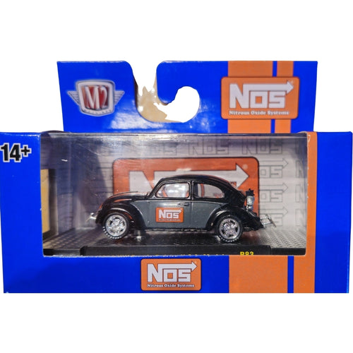 Volkswagen Beetle - Black (Silver Chrome Details, Red Interior)