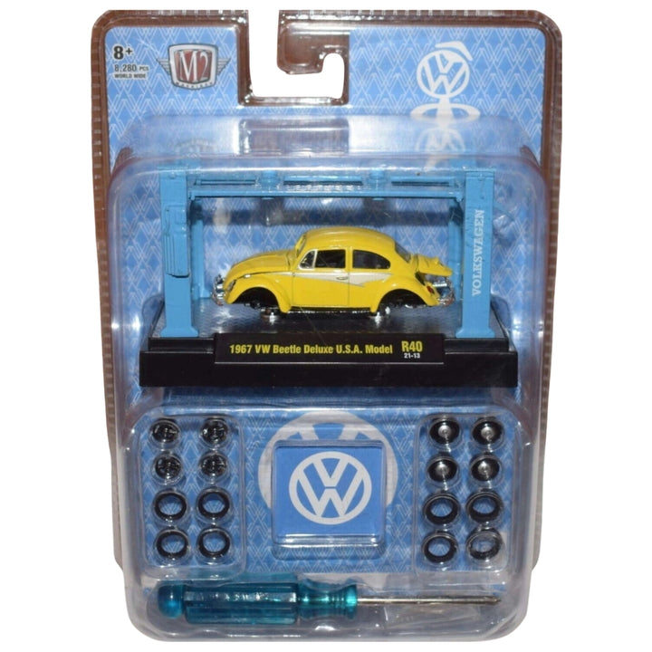 Volkswagen Beetle - Yellow (Model-Kit Release 40 Standard Version with Blue Lift)
